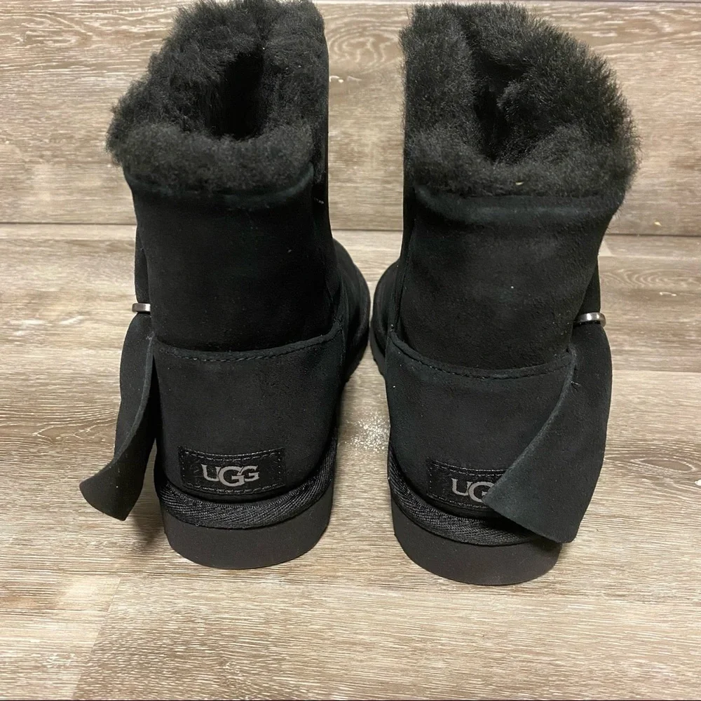 UGG | Classic Mini Twist Boots In Black Size 7 NEW In Box